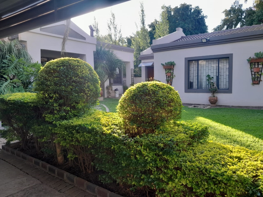4 Bedroom Property for Sale in Bodorp North West